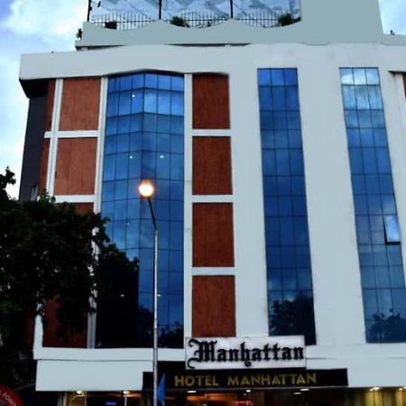 Hotel Manhattan Chennai Exteriör bild